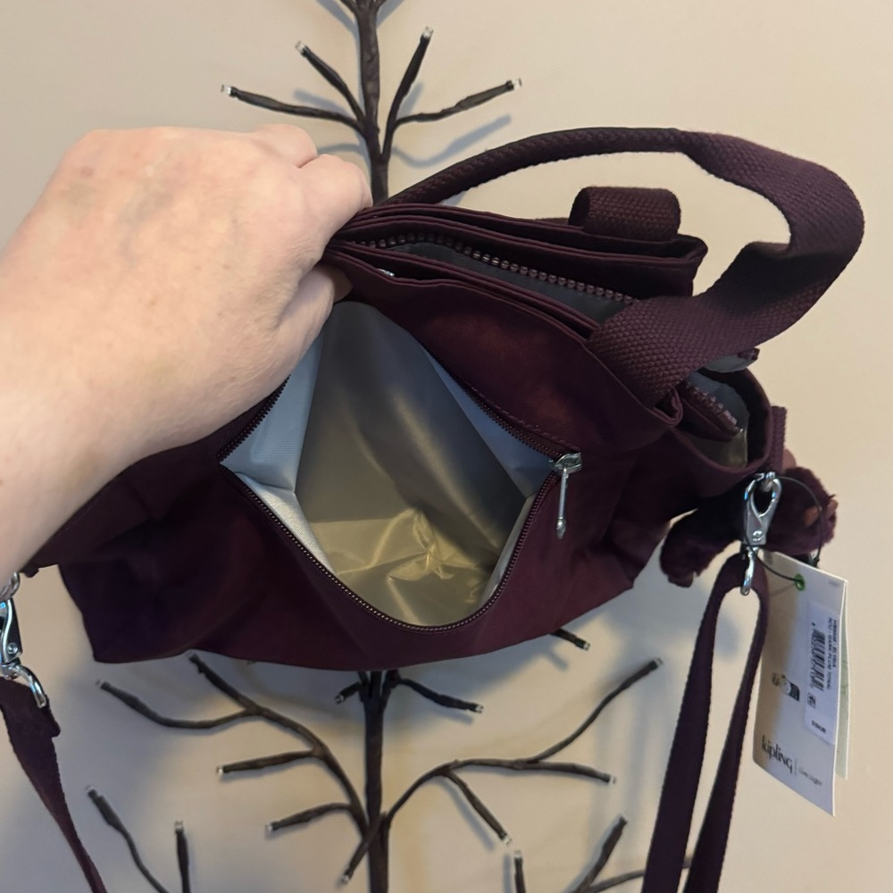 Brand new “Kipling “shoulder bag for women.Color-dark plum tonal.Size-14”x10”💜 - Picture 8 of 11